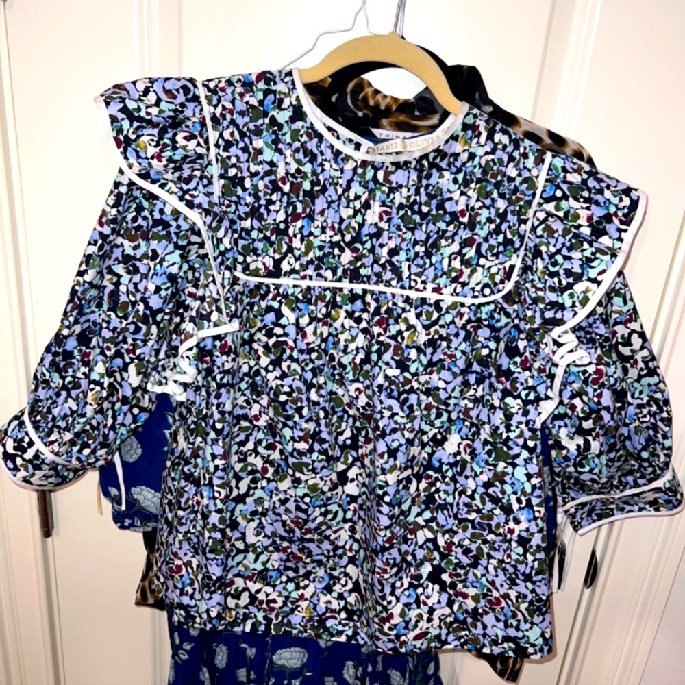 Marie Oliver top Size M